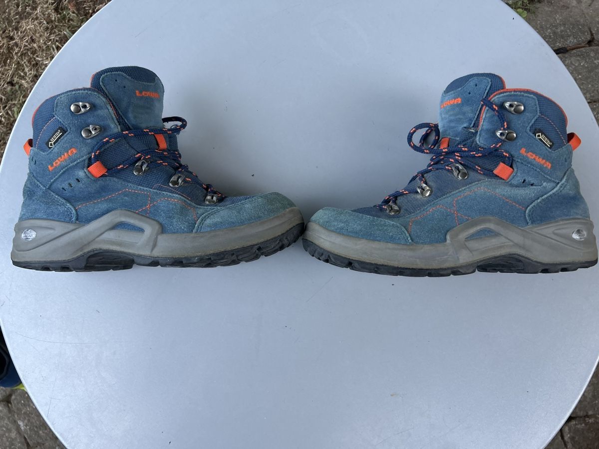 Lowa Scarpe per ragazzi: Wanderstiefel LOWA Grösse 36 – Usato da Binningen venduto da duplo-fish 1