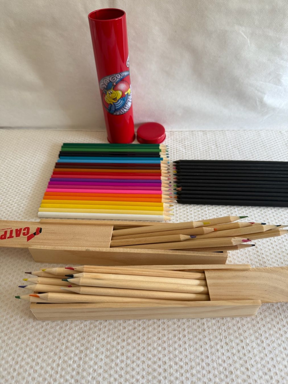 Matite, matite colorate & gessi: Crayons de couleurs – Usato da Sion venduto da accroshoes 6