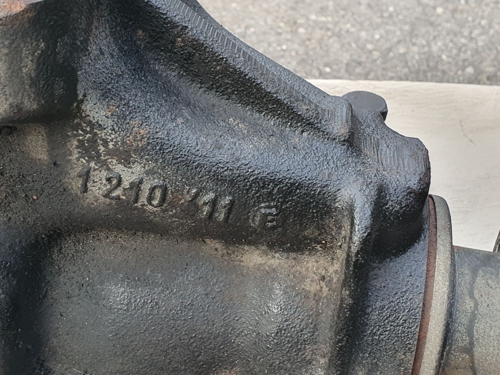 BMW Tutti pezzi di ricambio auto: BMW E30 Differential 3,73 mit 188er ohne Sperre – Usato da Zürich venduto da Jderwisch 5