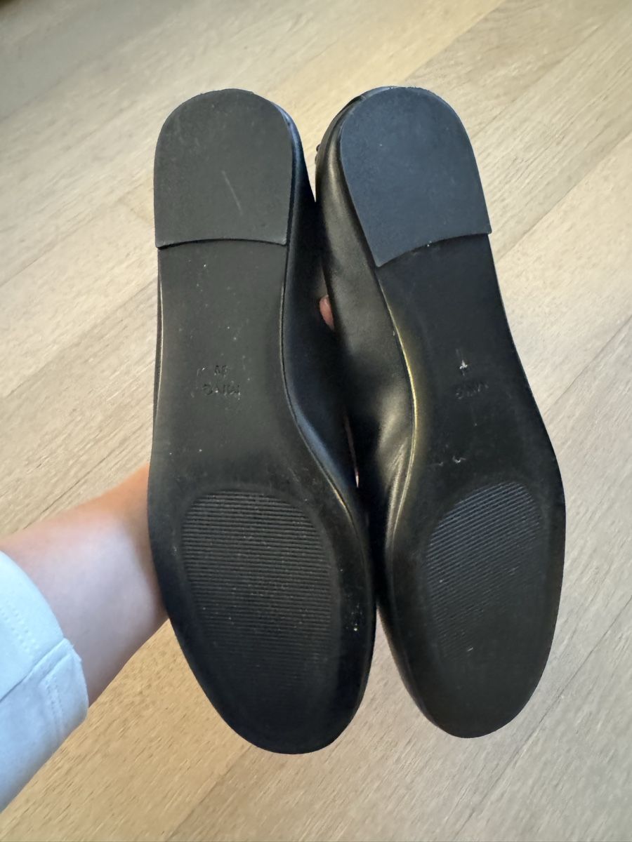Mango Damenschuhe: Schwarze Ballerinas Mango Gr. 39  – Gebraucht aus Othmarsingen von Paucaverba 2