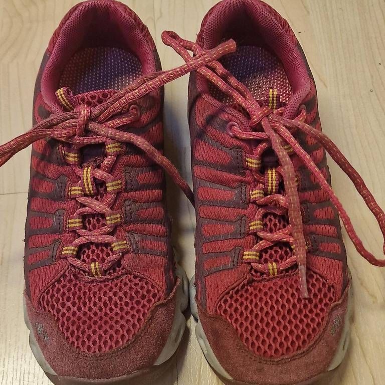 Scarpe da donna: Leichte Schuhe  – Usato da Riehen venduto da Joloe