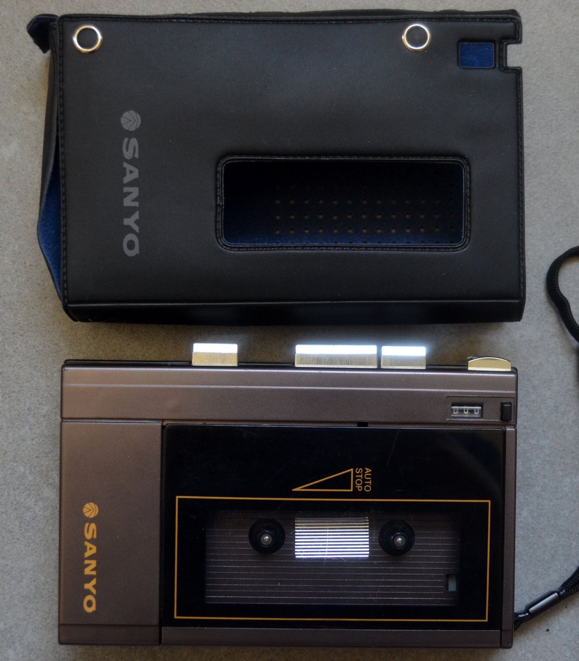 Sanyo Lecteur media portable: Sanyo TRC 1550 Walkman – D'occasion à Collonges par arashee