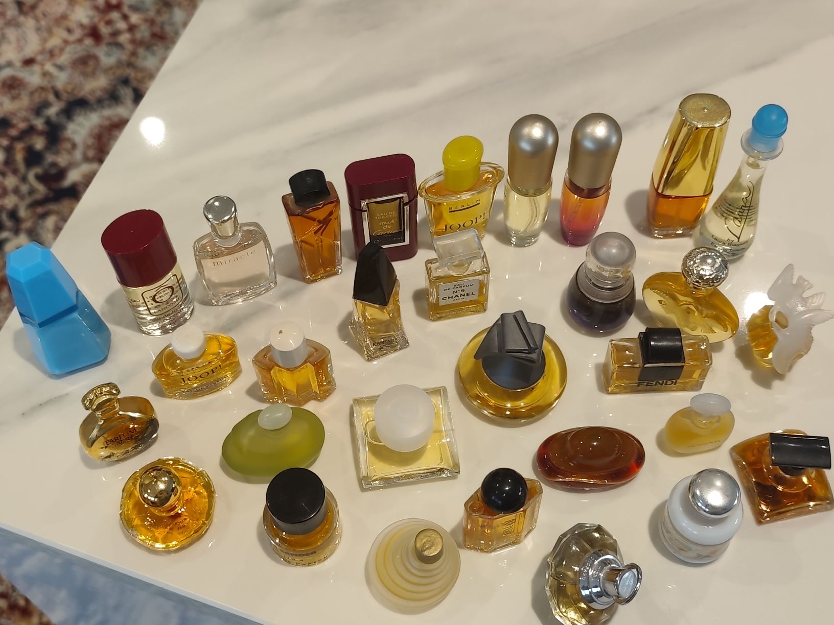 Parfum & Eau de Toilette: Parfume collection miniature set – Gebraucht aus Männedorf von Ursik_OnlineShop 3