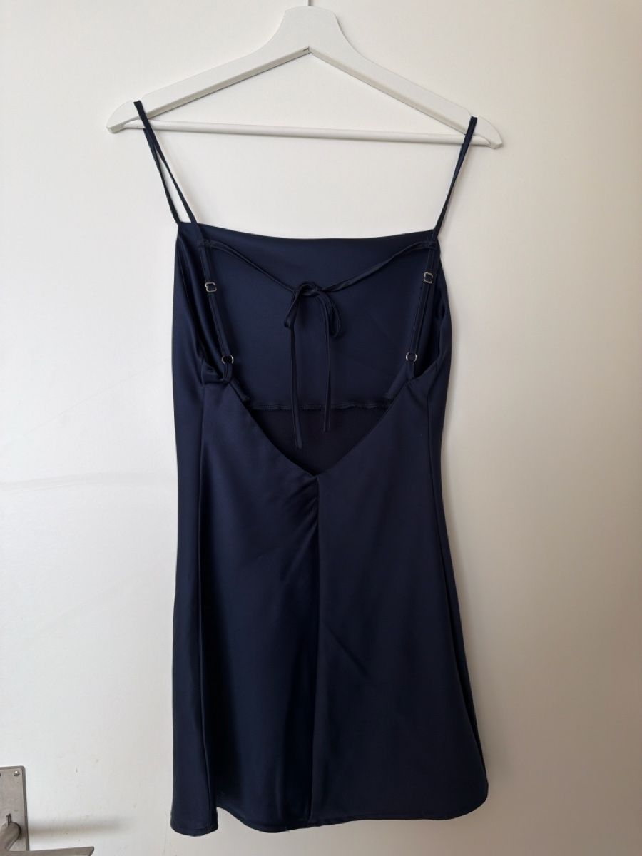 Brandy Melville Vestiti: Dunkelblaues Minikleid XS – Nuovo (secondo la descrizione) da Meilen venduto da laraherre 1