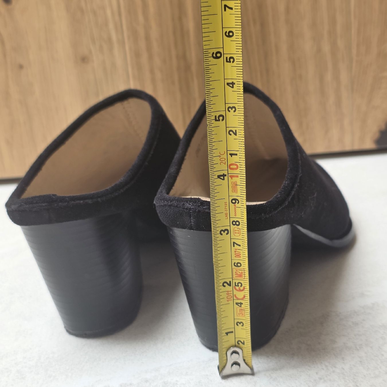 Scarpe da donna:  Mules Grösse 39 schwarz neuwertig – Nuovo (secondo la descrizione) da Rheinsulz venduto da Gilea 7