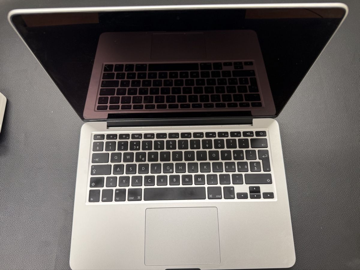 Apple Portables: Apple MacBook Pro 13 2015 – D'occasion à Zürich par Xaverwenzinger