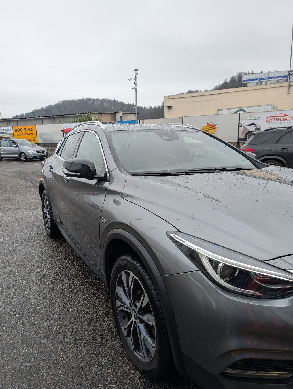 Carrozzine: INFINITI QX30 AWD 2.2D – Nuovo (secondo la descrizione) da Mellingen venduto da Sepoo 5