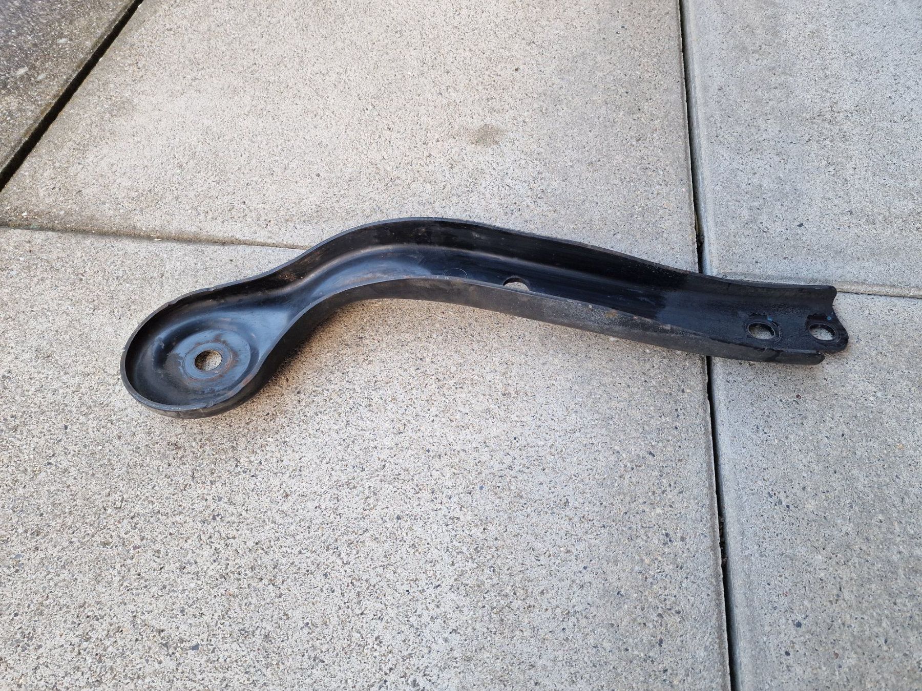 Alle Autoersatzteile: Suspension Subframe Reinforcement Bracket (Links), WRX STI – Gebraucht aus Buchrain von Sssschaller 3