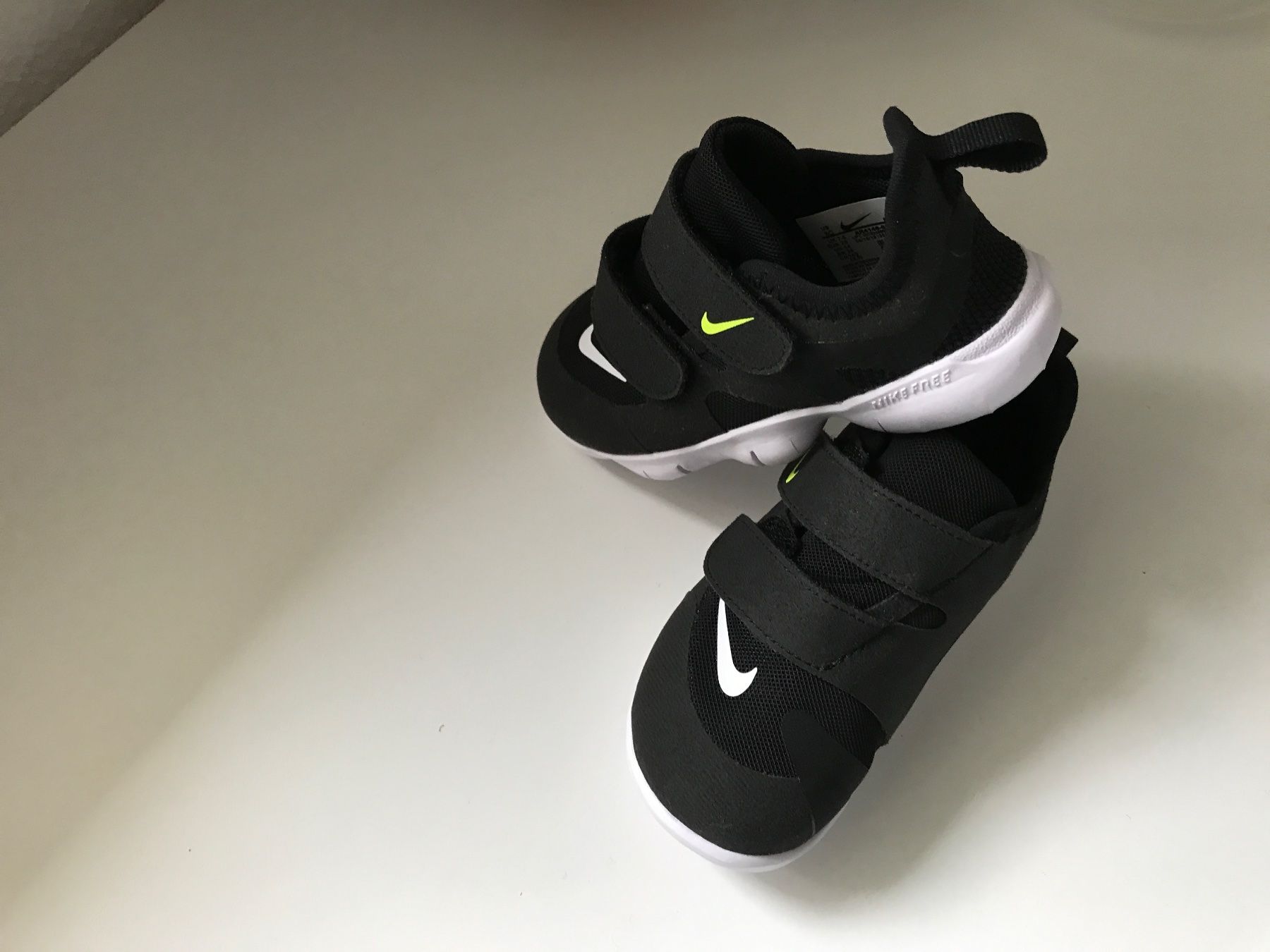 Nike Scarpe per ragazzi: Nike 23 – Nuovo (secondo la descrizione) da Landschlacht venduto da girris100