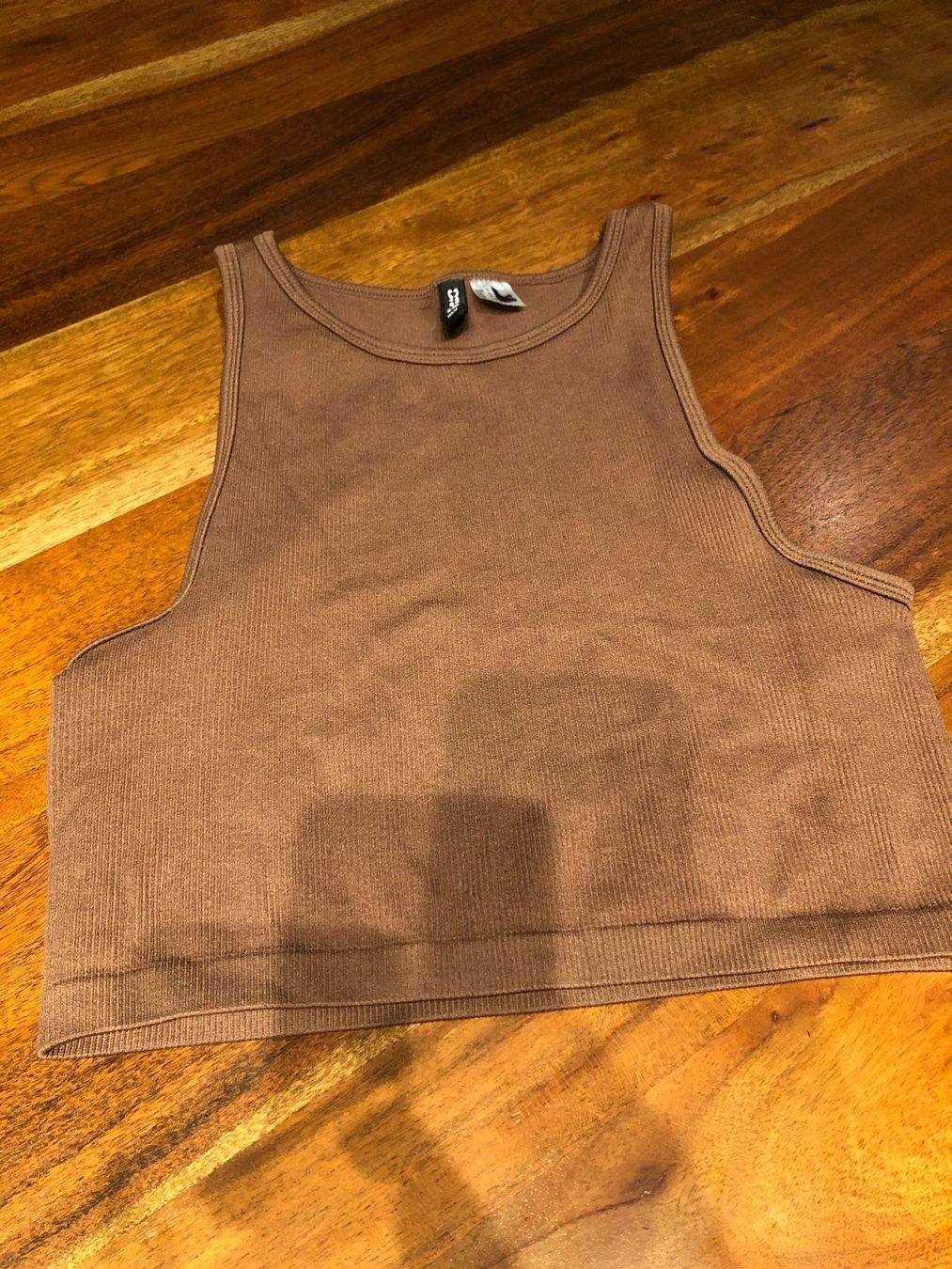 Tops: Braunes Tanktop Grösse S – Gebraucht aus Andwil SG von schmei
