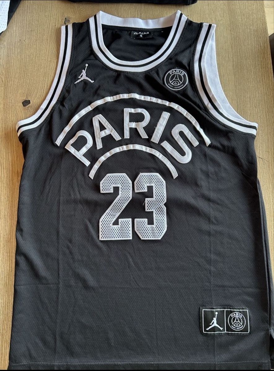 Jordan Canottiere & Pantaloni: Paris Saint-Germain Jordan Trikot – Usato da Allenwinden venduto da Tba_20