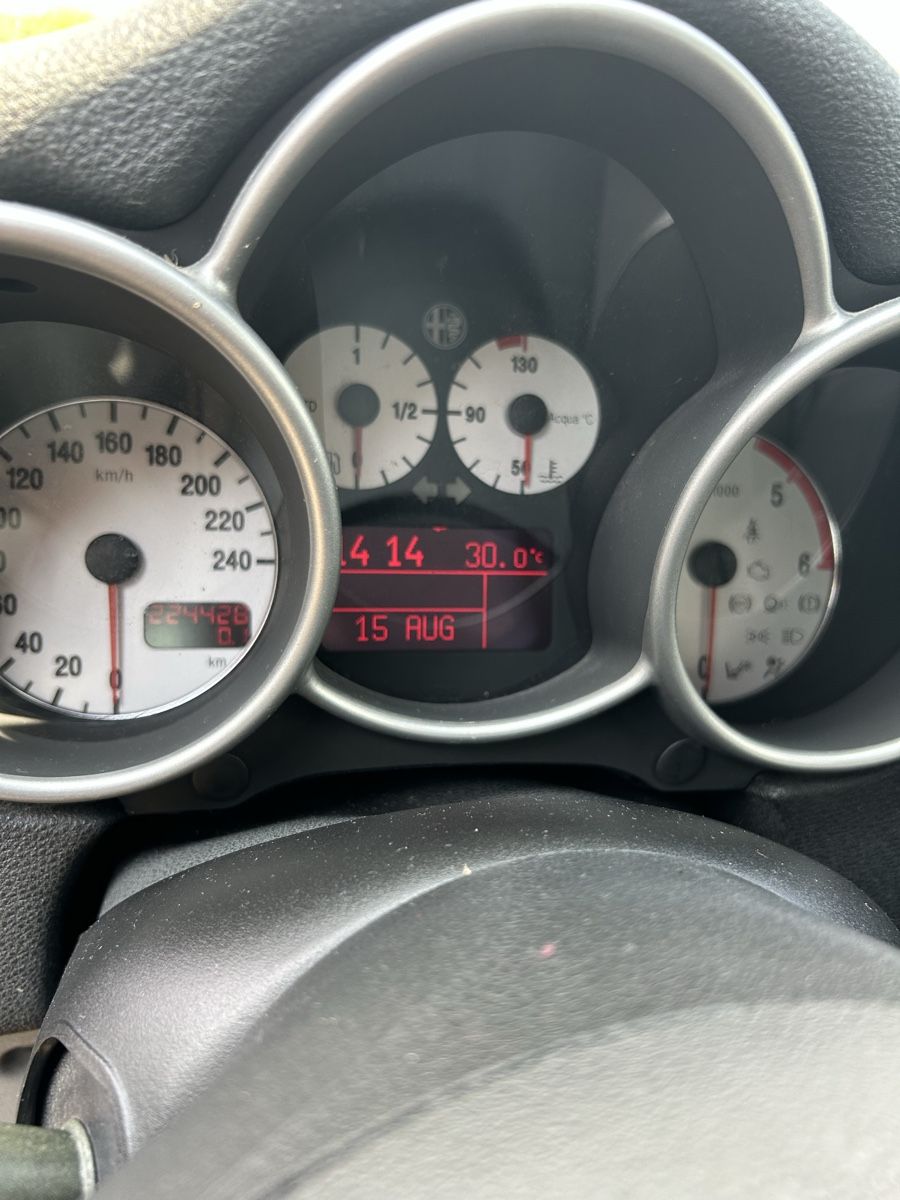 Alfa Romeo Autos: Alfa Romeo 147 1.9 JTD – D'occasion à Wettingen par ATC_Performance 7