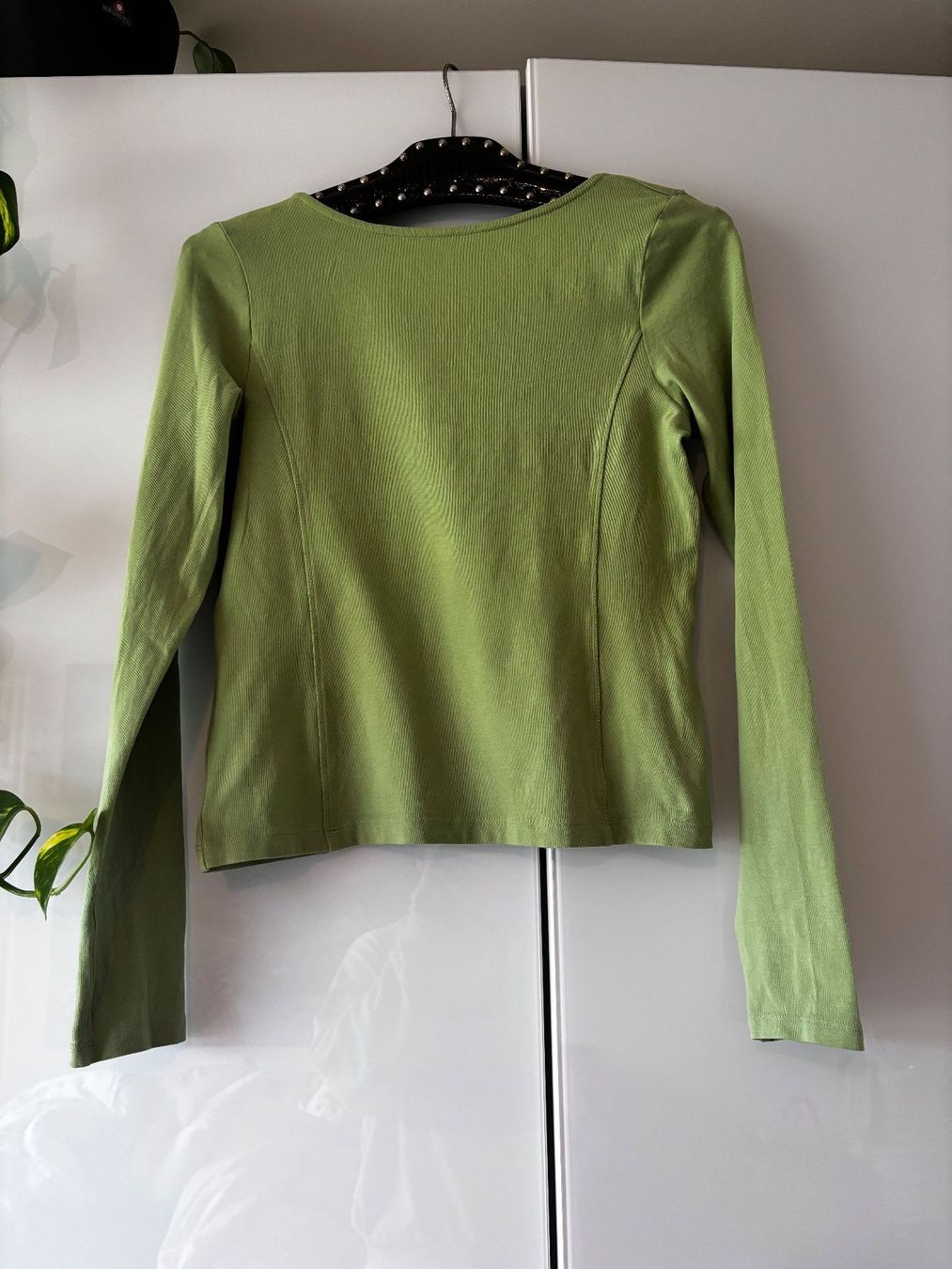 Weekday T-shirts: WEEKDAY "DEEP BACK LONG SLEEVE" Gr. M – D'occasion à Zürich par missmodernage 4