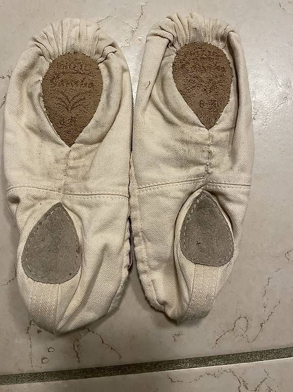 Chaussures garçon: Tanzschläppli – D'occasion à Kleinlützel par Rosagruen01 3