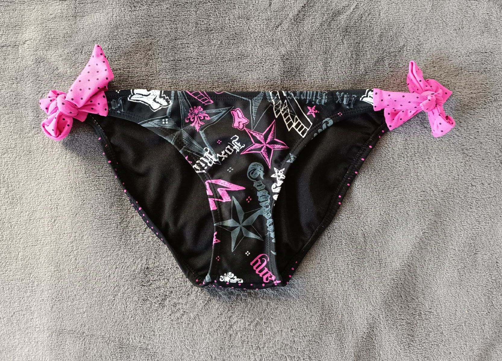 Fox Maillots de bain & Bikinis: Fox Racing bas de bikini – Neuf avec emballage d'origine à Cossonay-Ville par Aryann34
