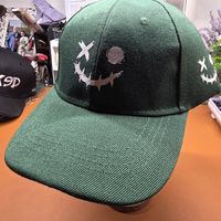 Grüne Cap Einzigartiger Style für Dich!