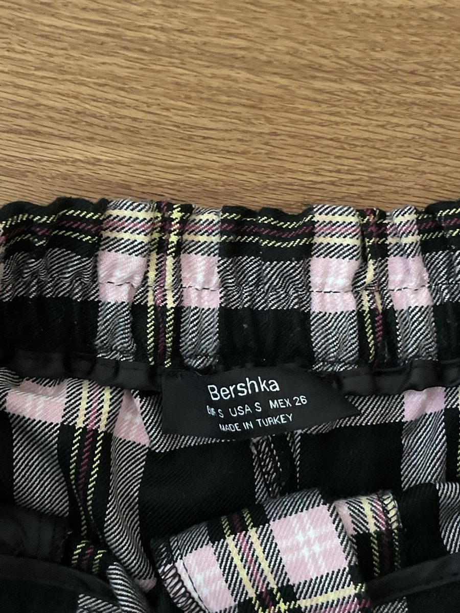 Bershka Hosen: Karierte Stoffhose von Bershka, Gr. S – Gebraucht aus Weinfelden von aline.brc 2