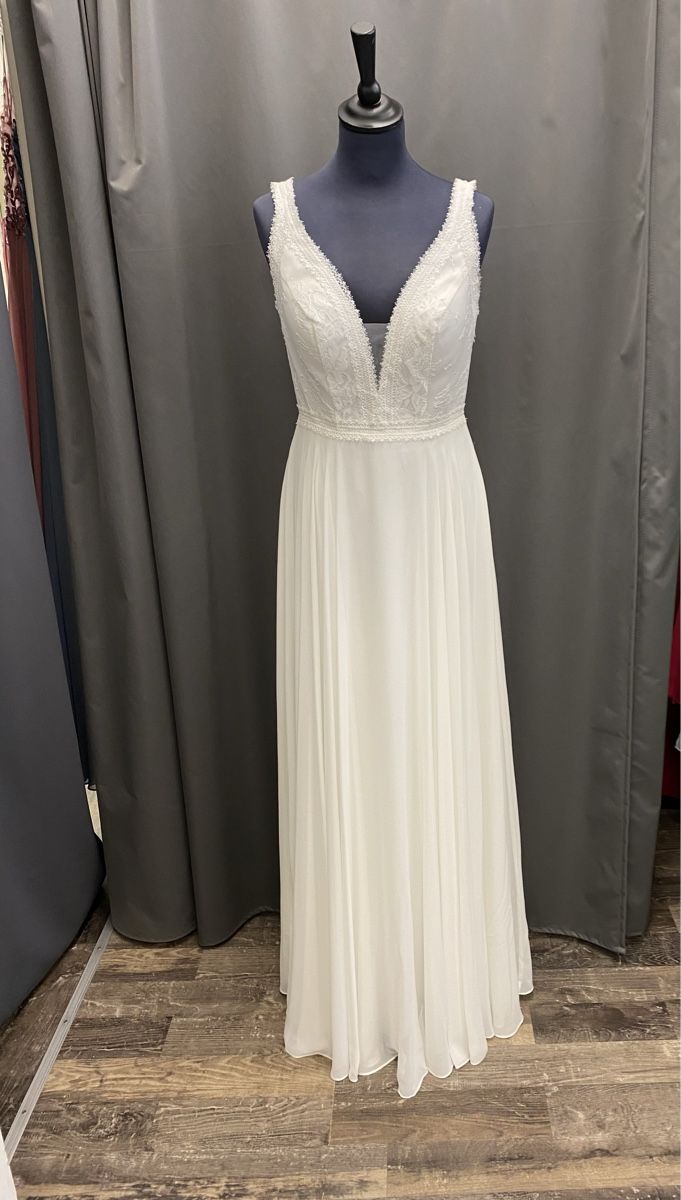 Kleider: Elegantes Spitzen Brautkleid 36 – Gebraucht aus Schlatt ZH von mak_wrr6