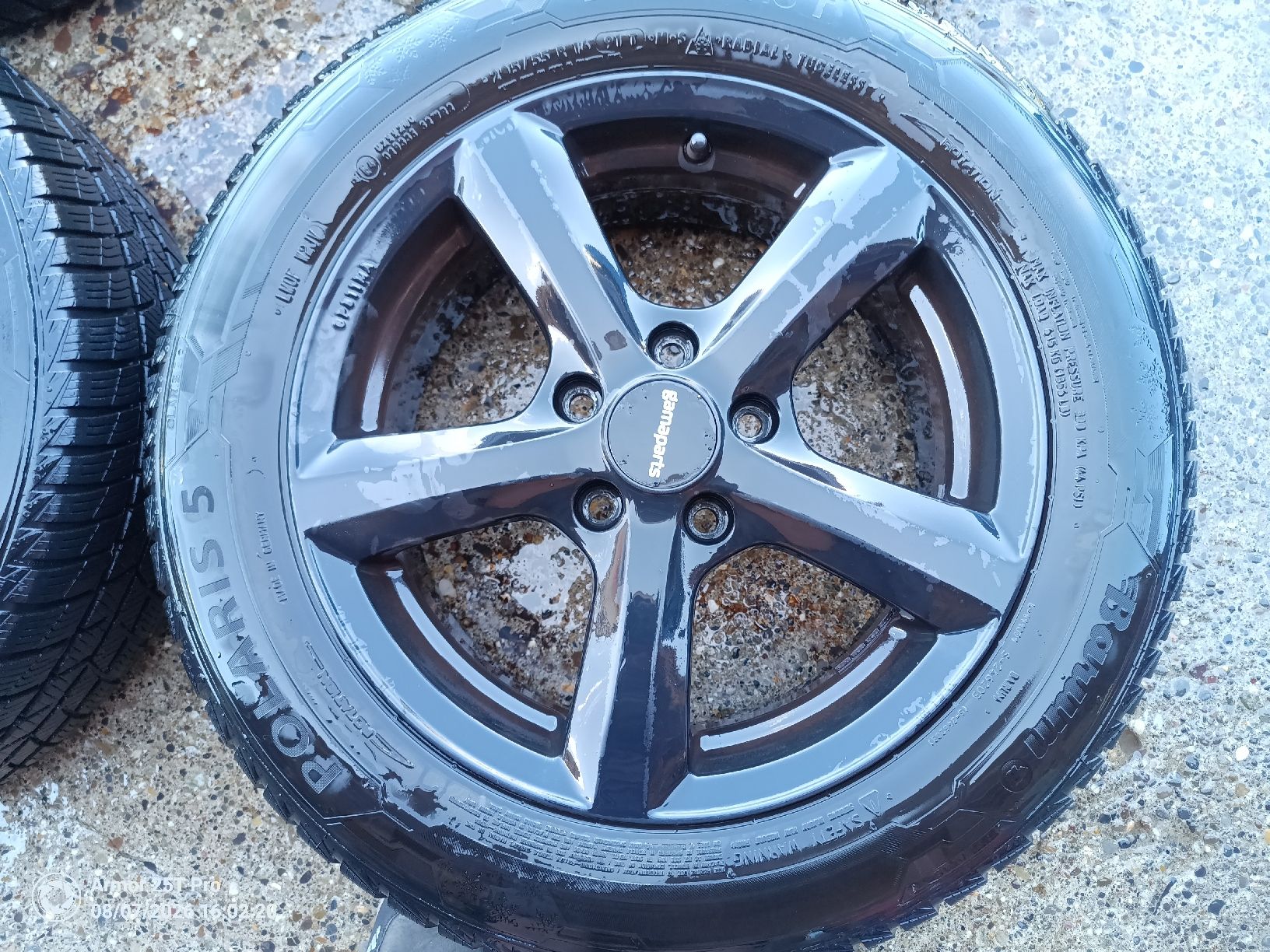 Volkswagen Pneumatici & Ruote complete: Autorad 4Stk. – Usato da Weisslingen venduto da hunggi14 1