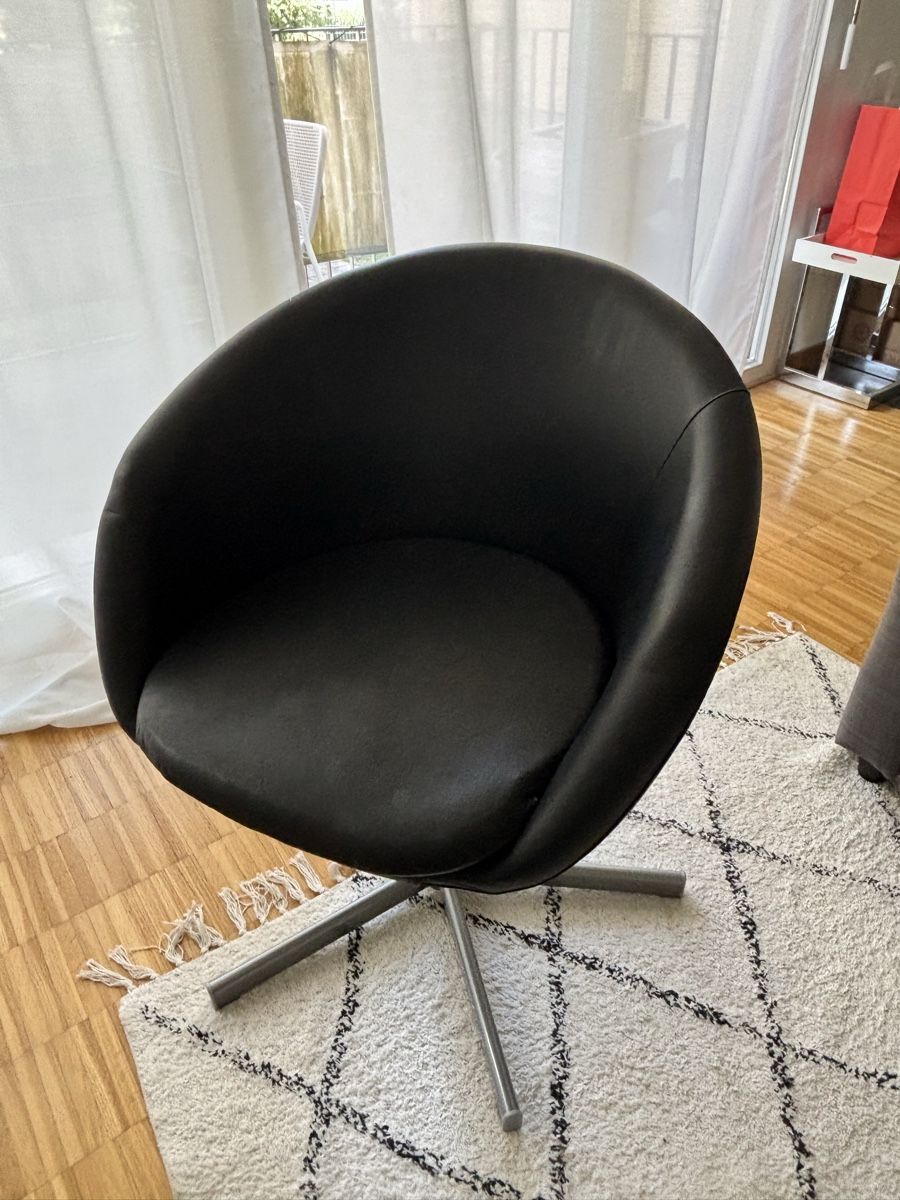 Ikea Sedie: Chaise IKEA SKRUVSTA  – Usato da Lausanne venduto da cec_xd97 1