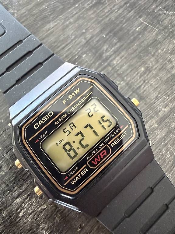 Orologi: Casio F91W in Gold  – Nuovo e nell'imballaggio originale da Au ZH venduto da il_fenomeno 2