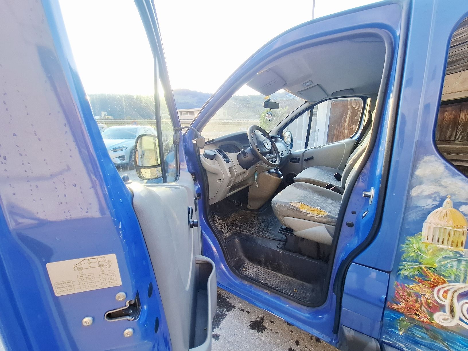 Opel Autos: Opel Vivaro 2.5 9Plätzer – D'occasion à Buochs par TodoAlles 4