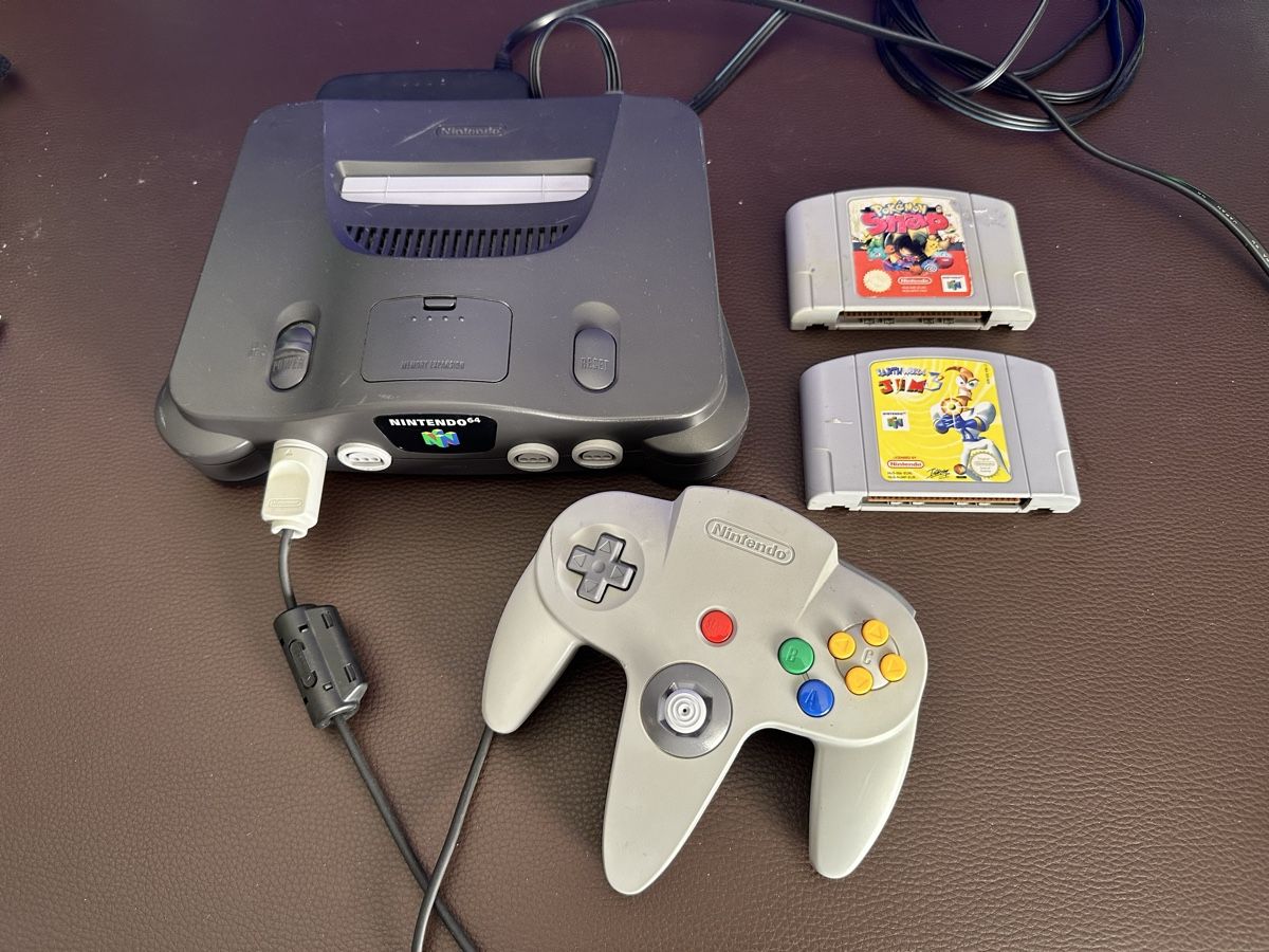 Nintendo Console: Nintendo 64 avec 2 jeux – Usato da Grand-Lancy venduto da tim_b8kz