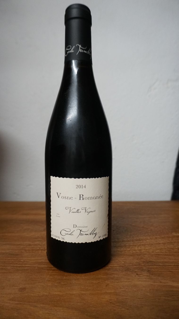 Vino: TREMBLAY Cécile, VOSNE - ROMANEE VV 2014 – Nuovo e nell'imballaggio originale da Givrins venduto da Mariroma