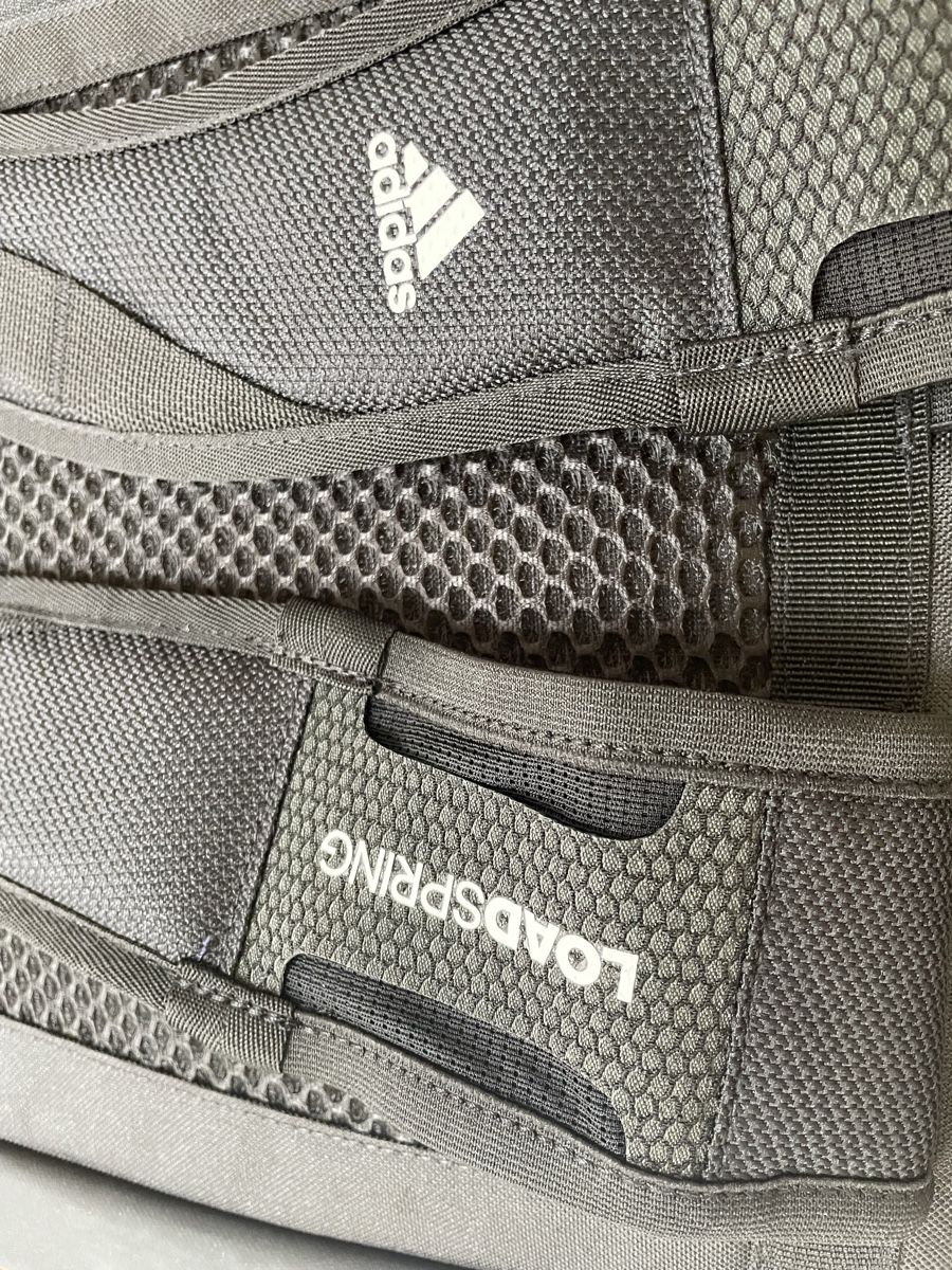 Adidas Zaini: Adidas Loadspring Backpack black  – Usato da Meilen venduto da val_tsv8 5