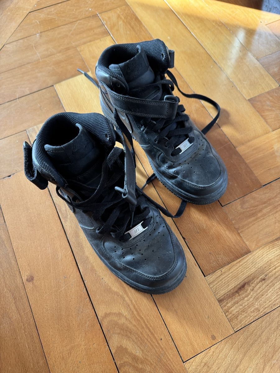 Nike Scarpe da uomo: Nike Air Force One Mid, 39 – Usato da Biel/Bienne venduto da catduc 2