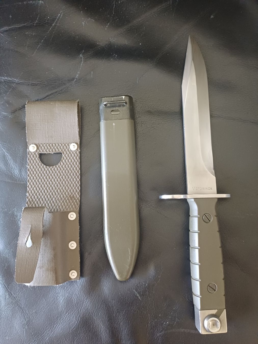 Schweizer Armee Armi bianche: Bajonett 90 Victorinox Schweizer Armee – Usato da Ebersecken venduto da Napf08 2