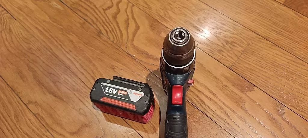 Alle Werkzeuge: Bosch 18v professional  – Gebraucht aus Montreux von rao_r66l 1