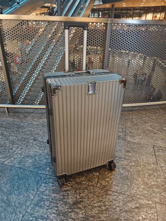 Aluminium Reisekoffer – Silber – Neuwertig, nur 1× benutzt