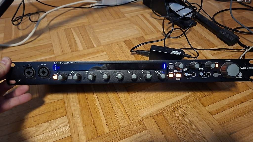 M-Audio Attrezzatura per studi di registrazione: M-Audio M-Track eight Audio Interface Preis verhandelbar – Usato da Basel venduto da Manua01 2