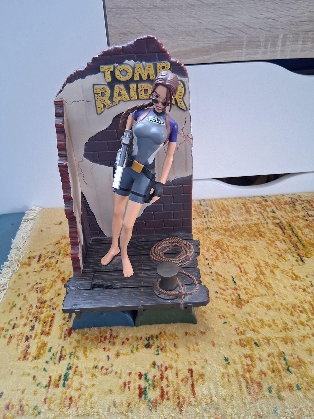 Statuette: Statue Lara Croft Tomb Raider – Usato da Aigle venduto da Marcagapit