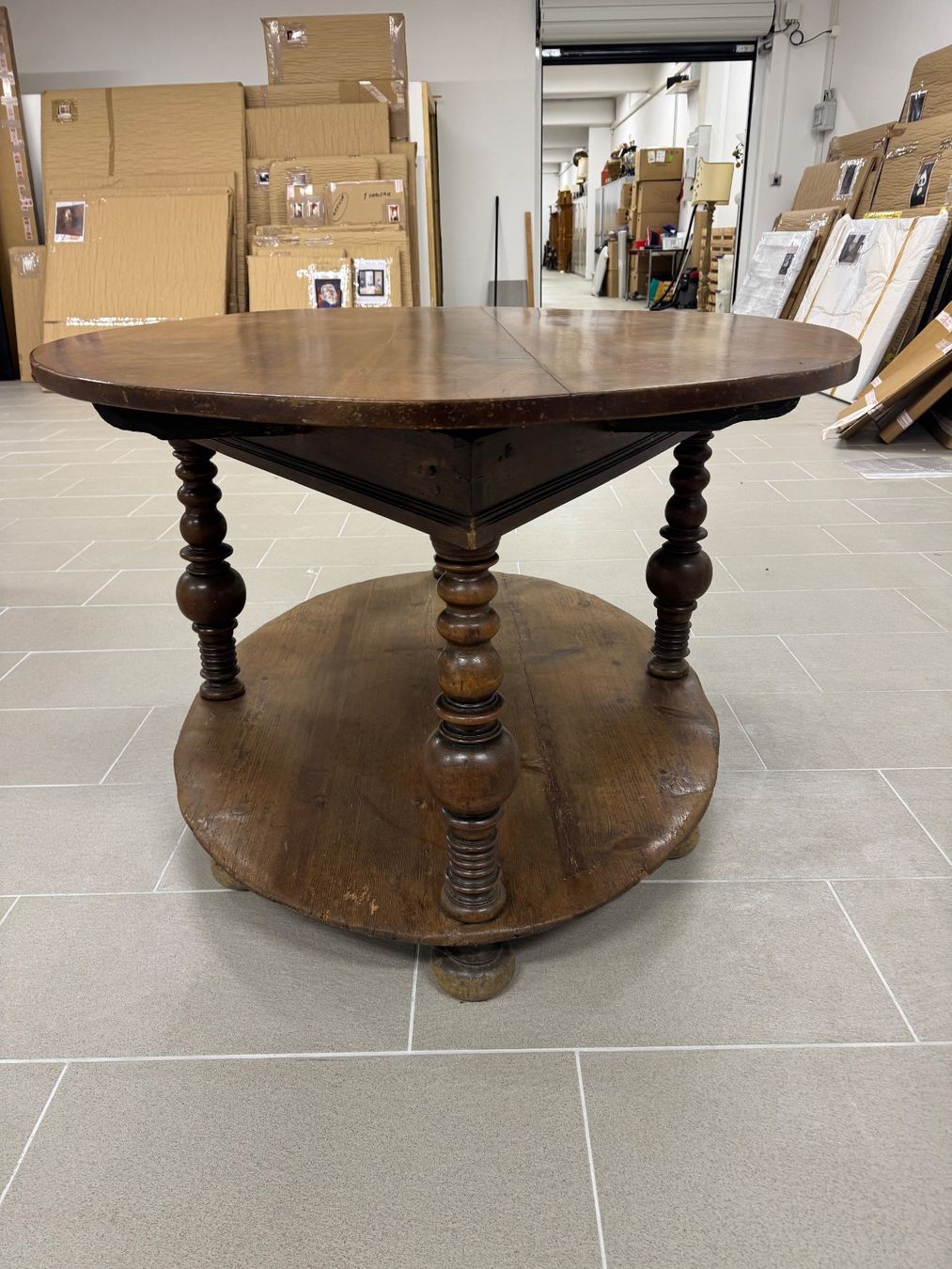 Tavoli: Table Louis Philippe en Noyer Massif – Usato da Oeschseite venduto da -Luxury-On-Line- 5