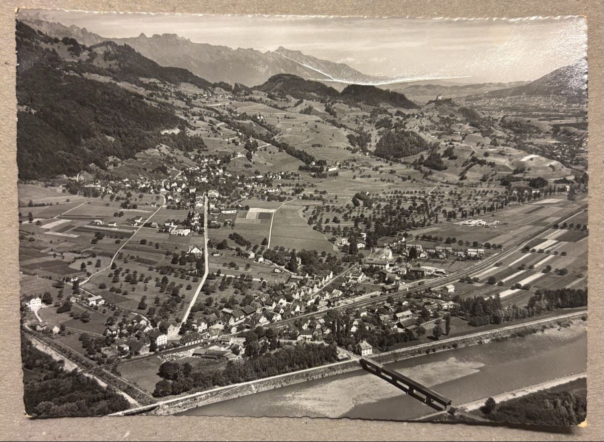 Cartoline postali: Flugaufnahme Trübbach - Azmoos – Usato da Luzern venduto da Balbel