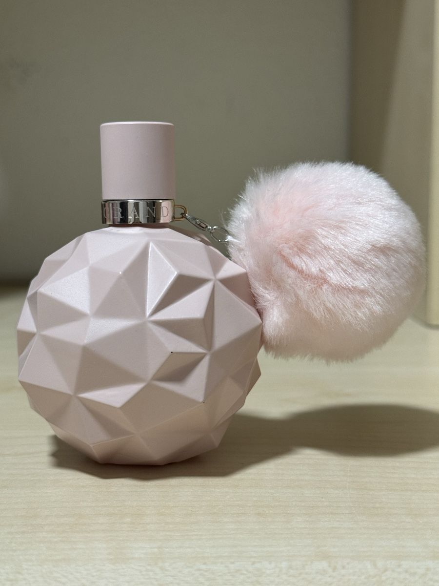 Profumi & Eau de Toilette: Sweet Like Candy by Ariana Grande – Usato da Benglen venduto da Shamily