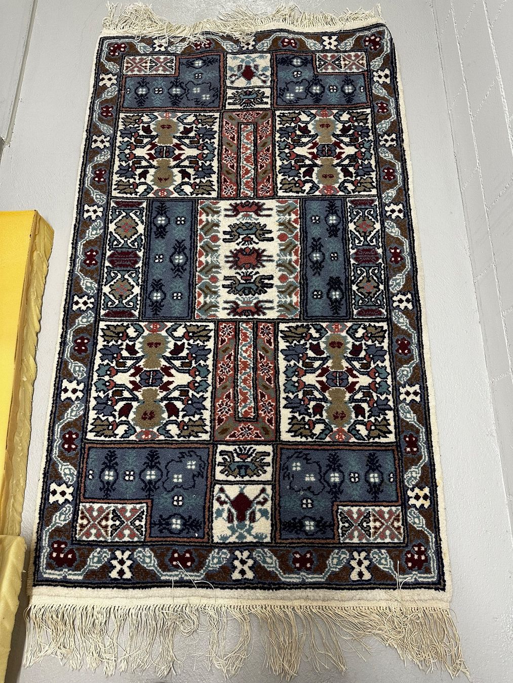 Tappeti: Orient Teppich ca. 120x100cm – Usato da Ebikon venduto da nannddddoo