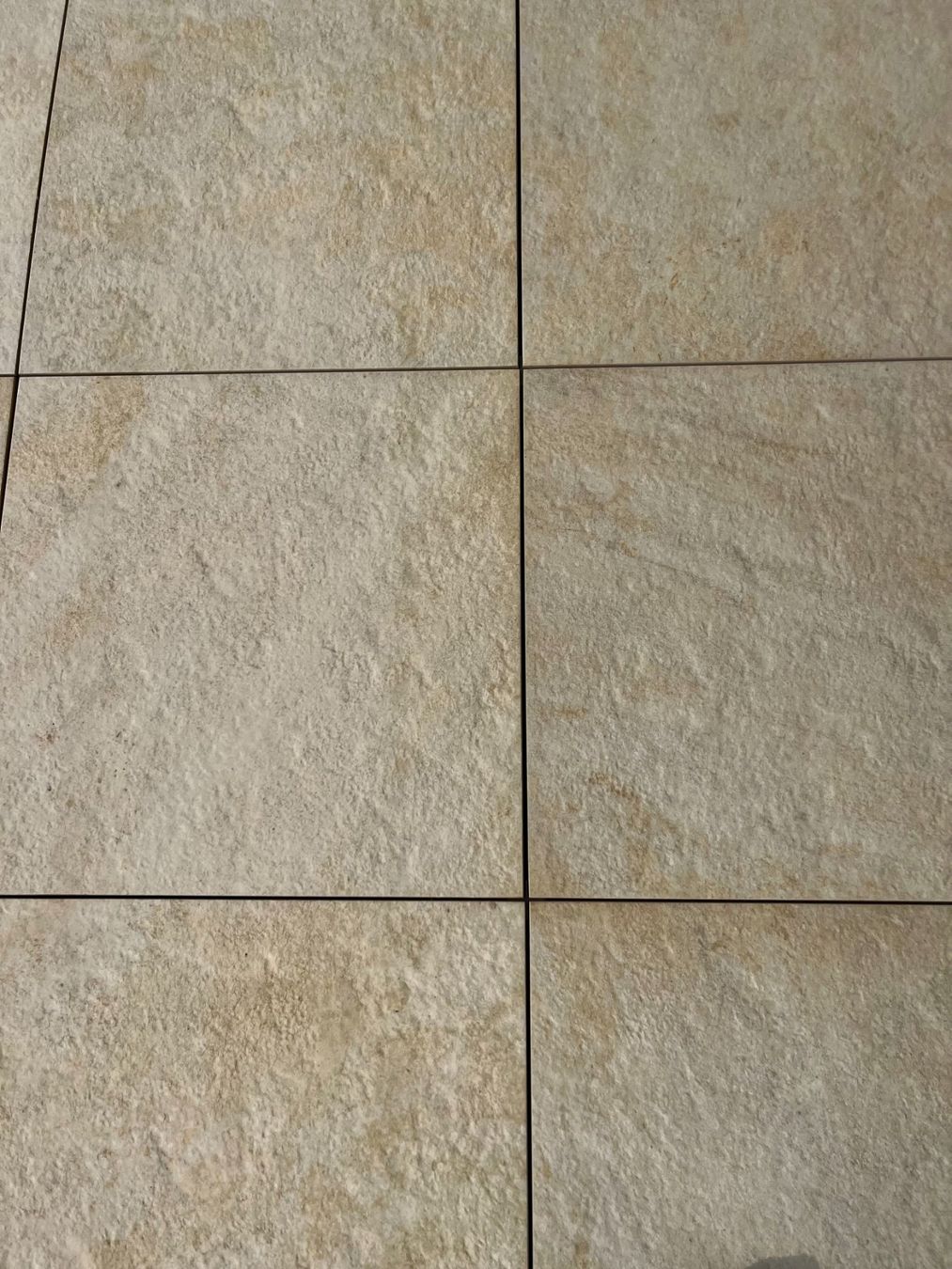 Rivestimenti per pavimenti: Feinsteinzeug Platten, Beige, Top Zustand, Aussenbereich – Nuovo (secondo la descrizione) da Wauwil venduto da willibilli 3