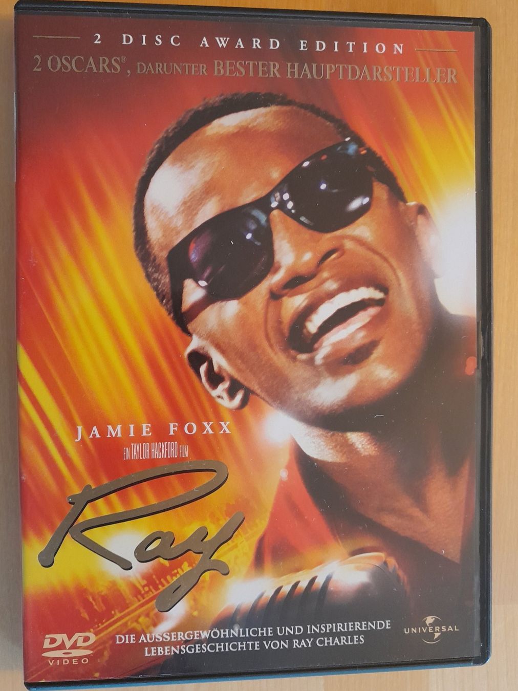 Tutti i DVDs: RAY (2004) / DVD & OST-CD BUNDLE (2 DVD's & 1 CD) – Usato da Gelterkinden venduto da Tri-Tra-Trallala 2