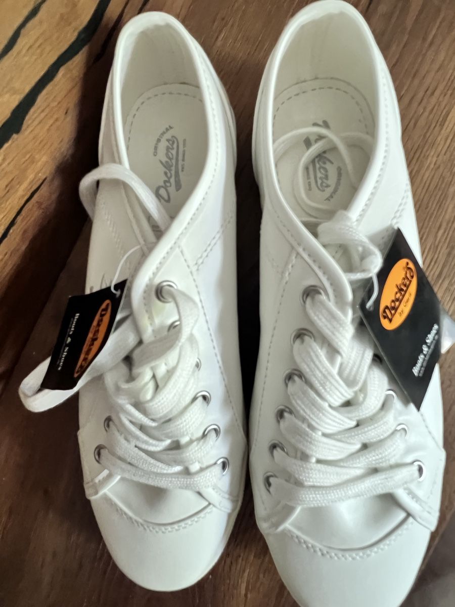 Scarpe da donna: Damen Turnschuhe weiss Grösse 39 Docker's – Nuovo (secondo la descrizione) da Unterterzen venduto da syllalex 2