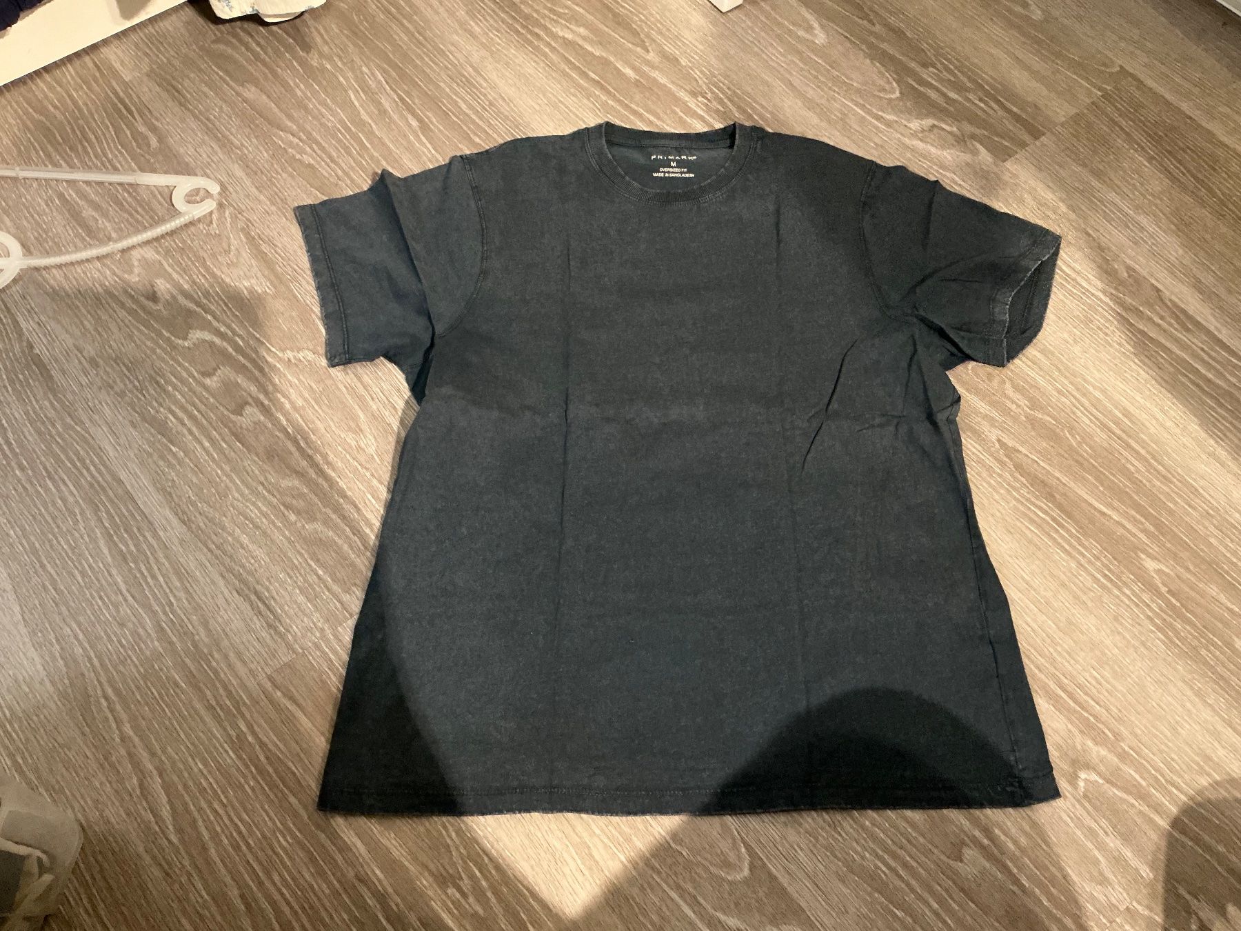 T-shirts: Graues Tshirt Gr.M – D'occasion à Würenlos par Starceve