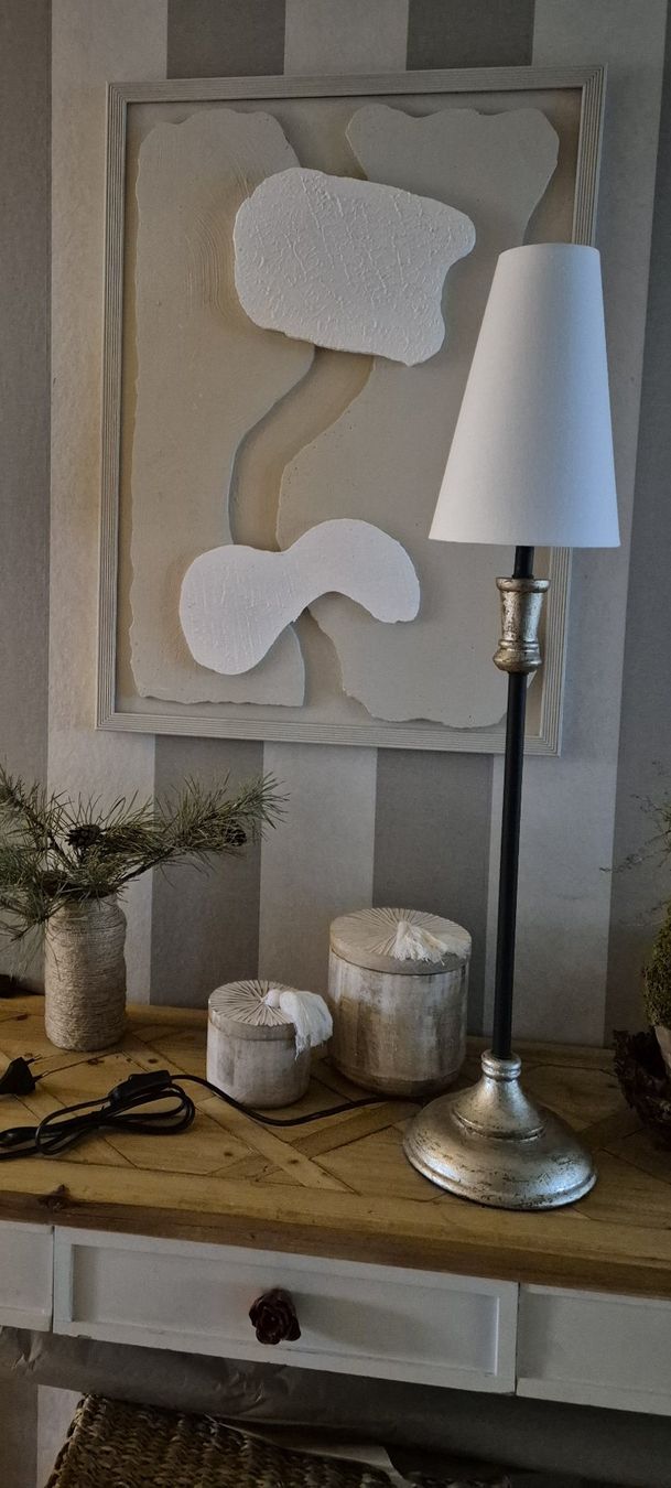 Loberon Lampen: Hohe Tischlampe Loberon – Neu (gemäss Beschreibung) aus Tagelswangen von seigutzudir