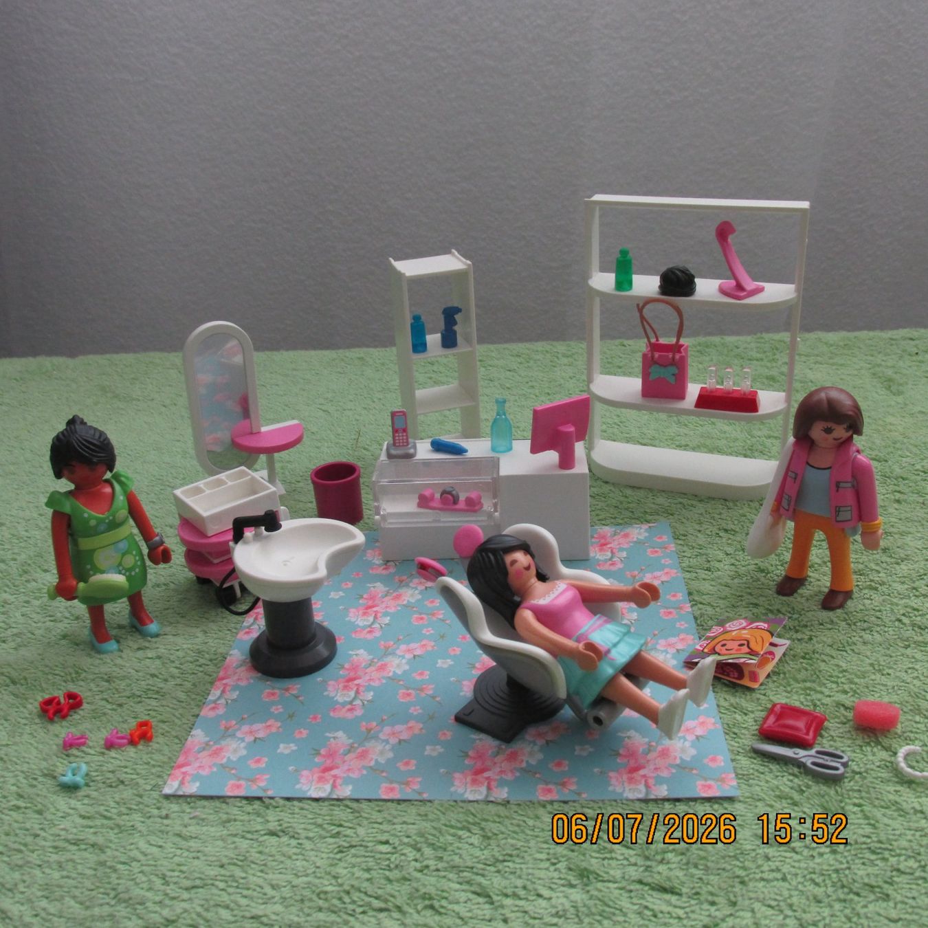 Playmobil Giocattoli: Playmobil Friseursalon Set gem. Bilder – Usato da Galgenen venduto da Forflowers 1