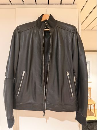 MNG Herren Lederjacke schwarz NEU Grösse M (2026)