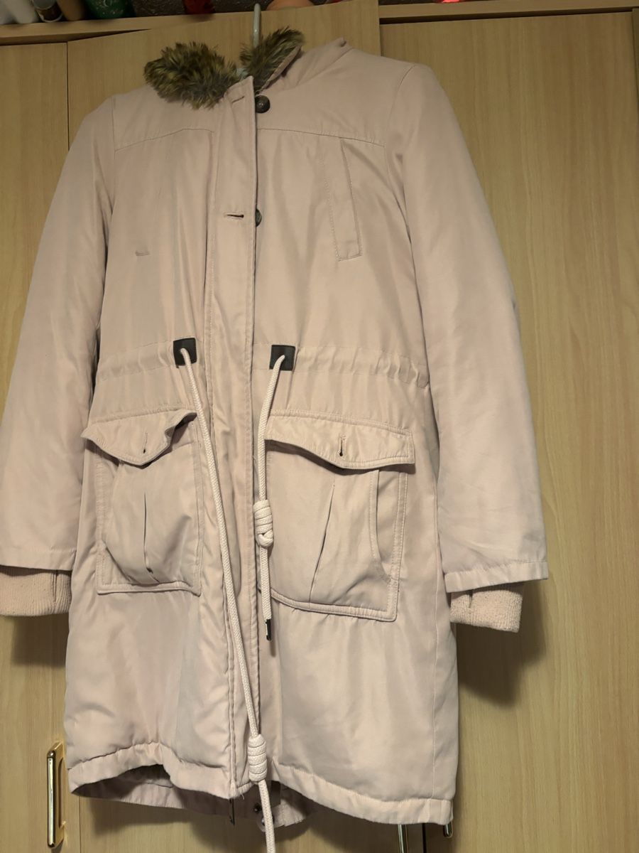 Mäntel: Damen Parka Chicoree rosa mit Fellfutter Grösse S – Gebraucht aus Malters von lim_hn7h