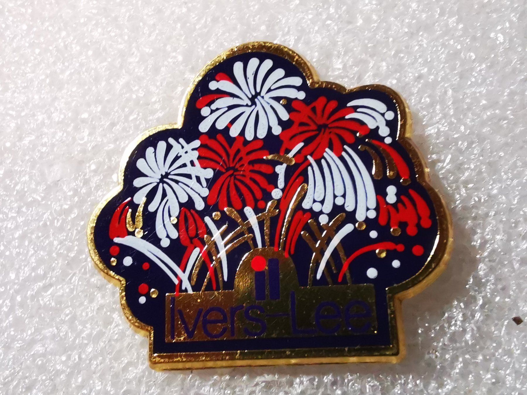 Placchette & Badge: Ansteckpin 19: Vers-lee – Usato da Oppligen venduto da Pin-Fall-Shop
