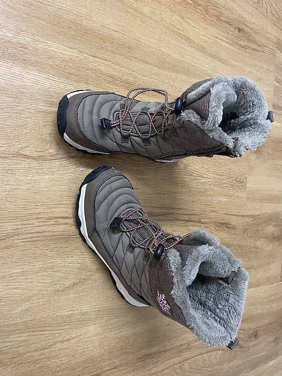 Scarpe da donna: Winterschuhe Gr 38 – Usato da Klingnau venduto da Miklo83 1