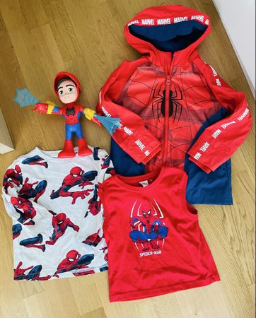 Marvel Spiderman Bundle, with action figure included!